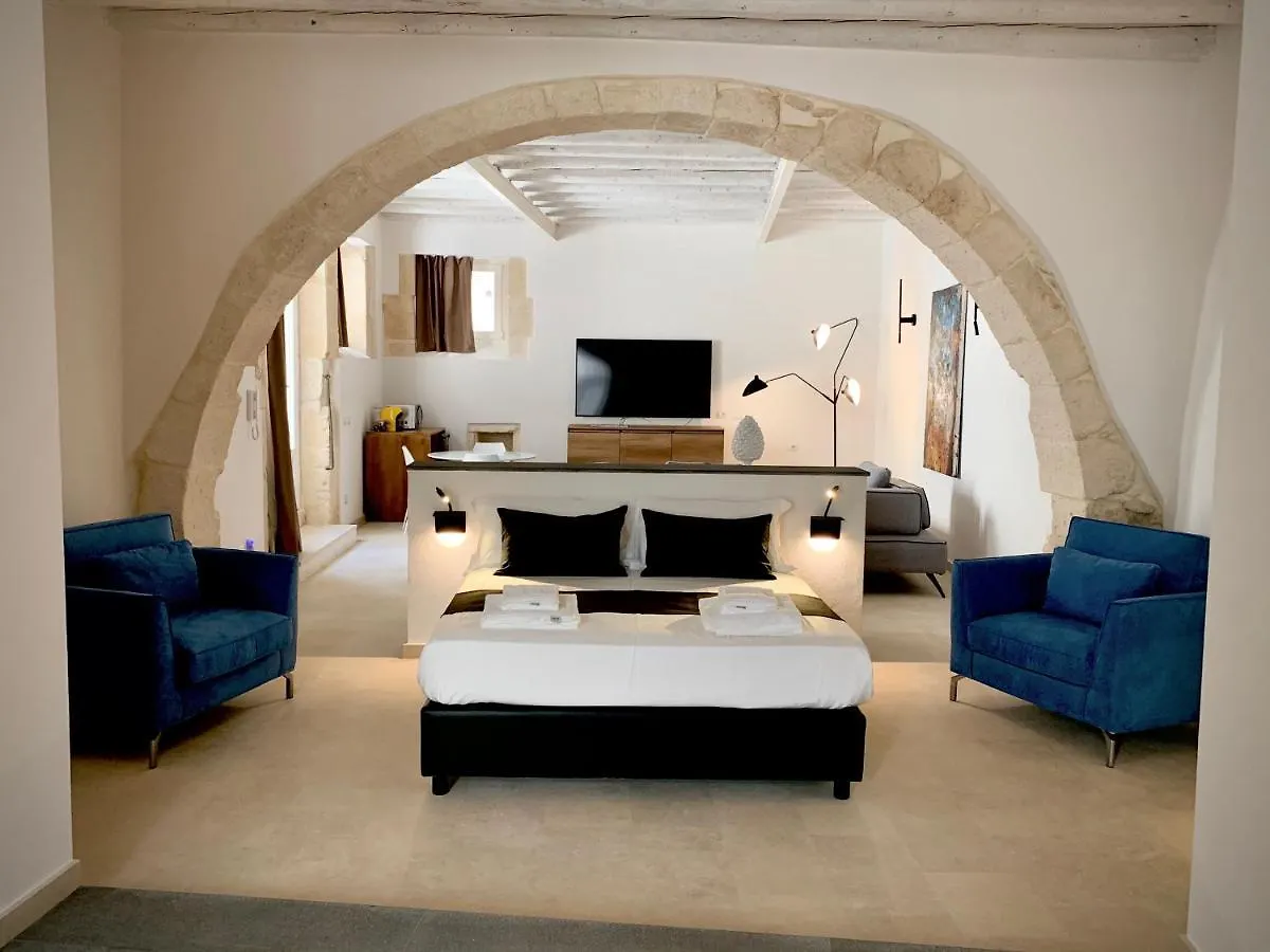 Isabella Di Castiglia Apartments Siraküza Apart Otel
