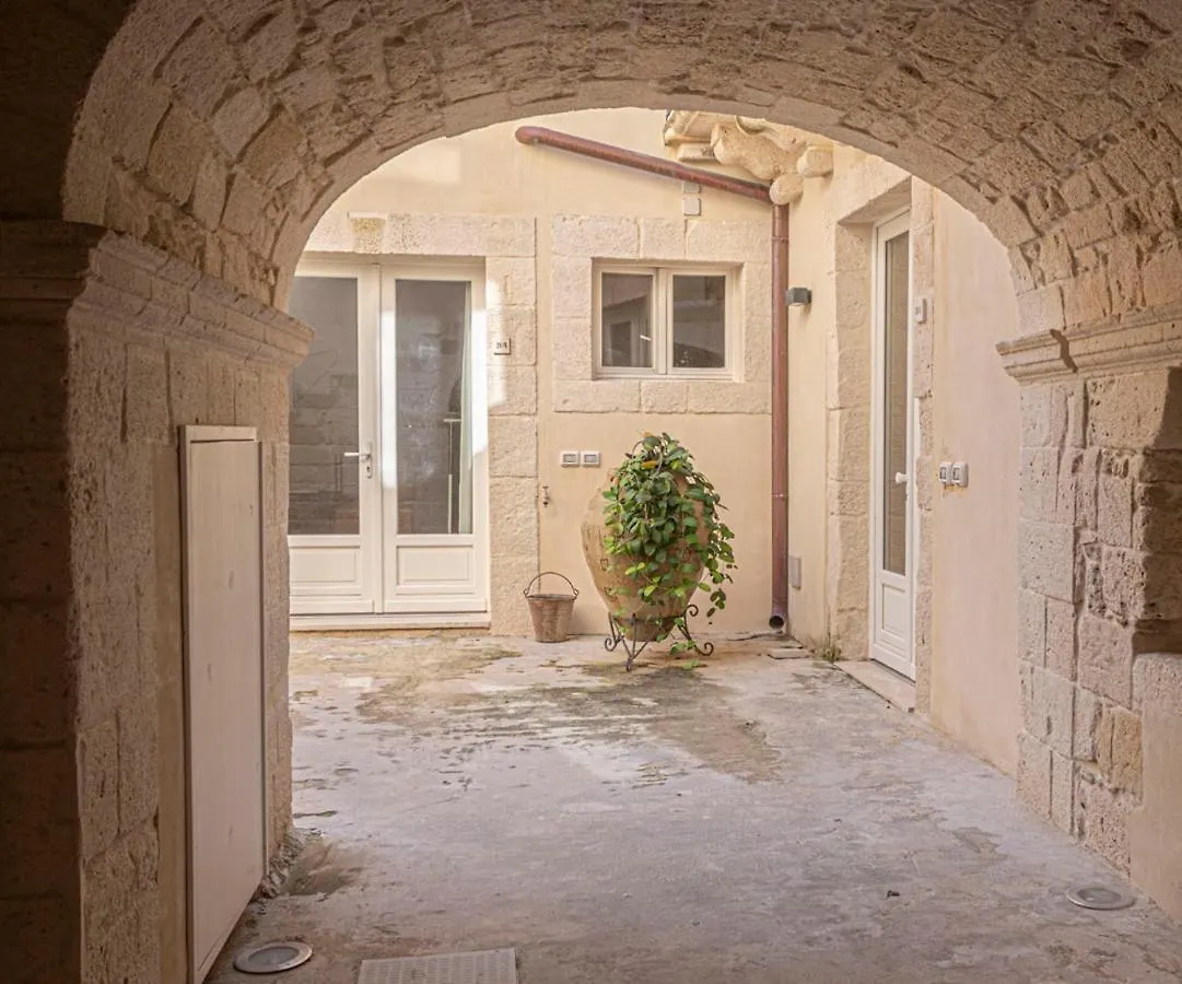 Aparthotel Isabella Di Castiglia Apartments Syrakus Italien