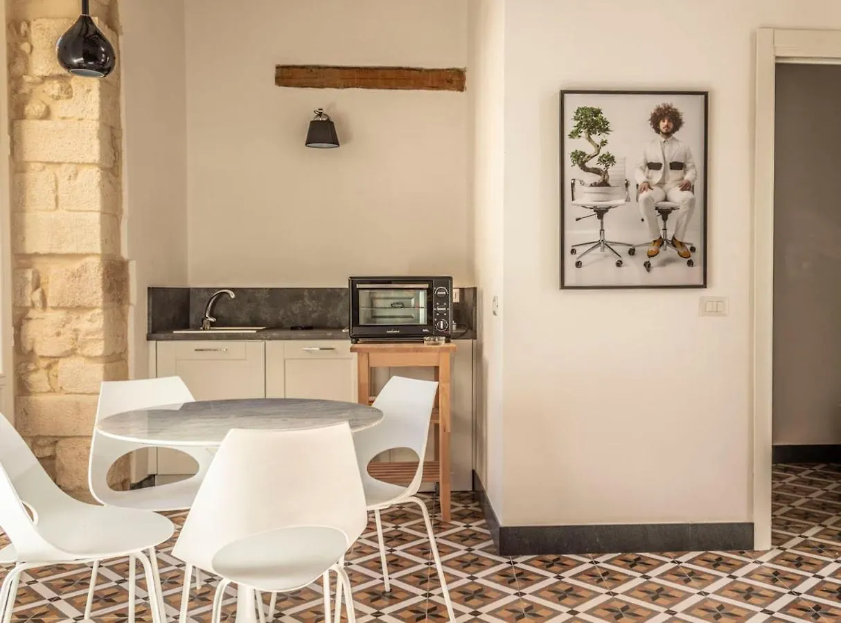Aparthotel Isabella Di Castiglia Apartments Syrakus