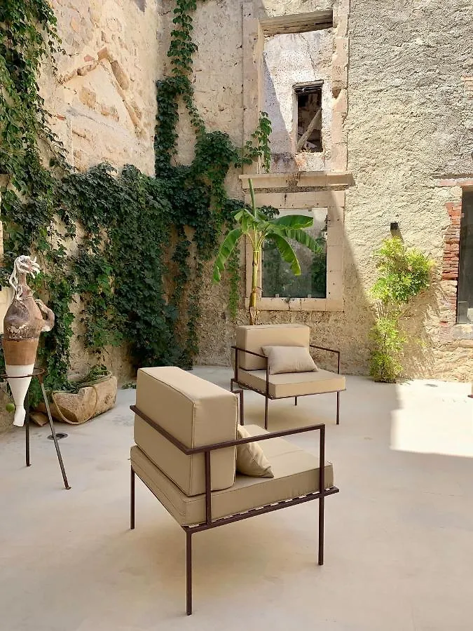 Isabella Di Castiglia Apartments Syrakus Aparthotel
