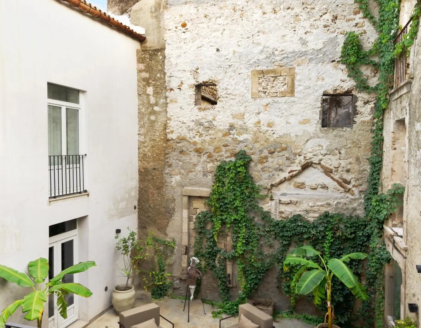 Aparthotel Isabella Di Castiglia Apartments Syrakus